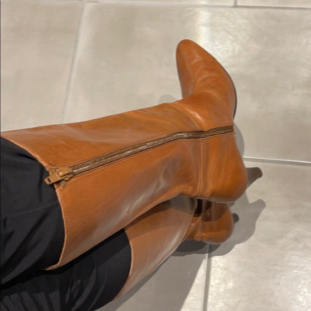 Boots - Picture 2 of 5
